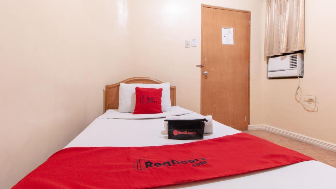 Hotel Reddoorz @ Downtown Tacloban Exterior foto