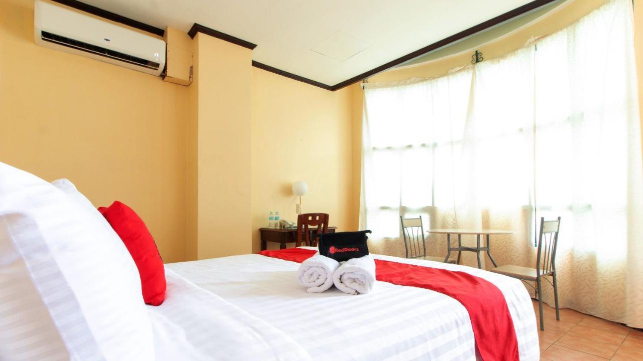 Hotel Reddoorz @ Downtown Tacloban Exterior foto